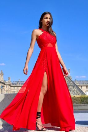 robe rouge fendue